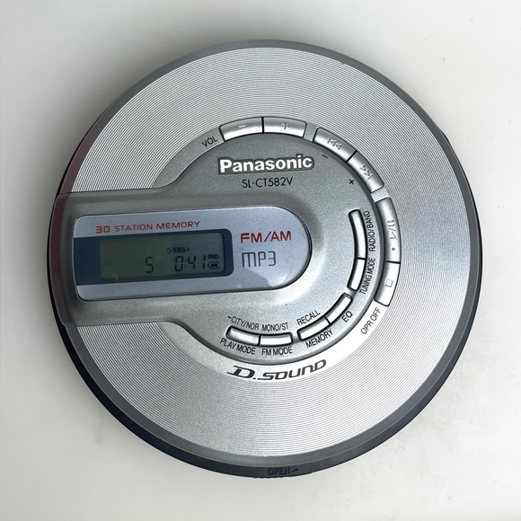 Panasonic SL-CT582V Portable MP3 CD FM/AM Radio Player Tested Works - Picture 1 of 8